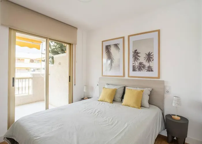 Sea View, Pool, Free Parking, Wifi, Port Aventura