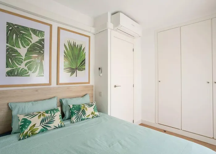 Sea View, Pool, Free Parking, Wifi, Port Aventura